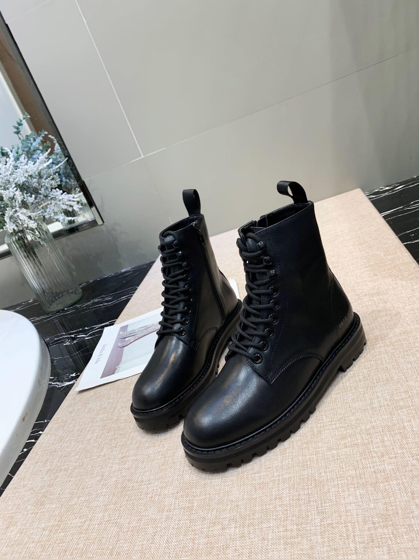 classic female shoes