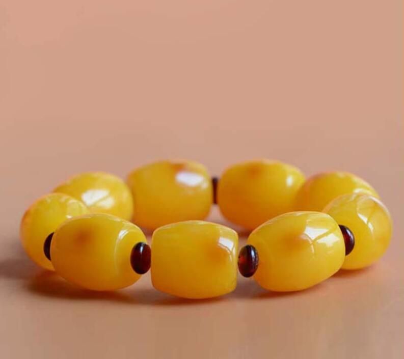 what is beeswax amber