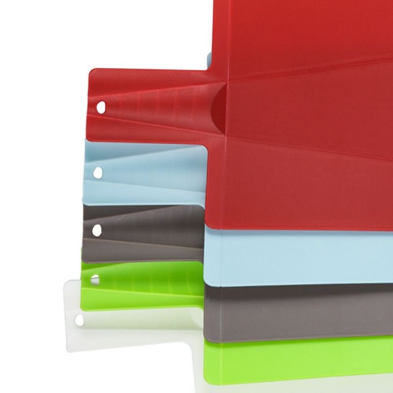 plastic chopping board
