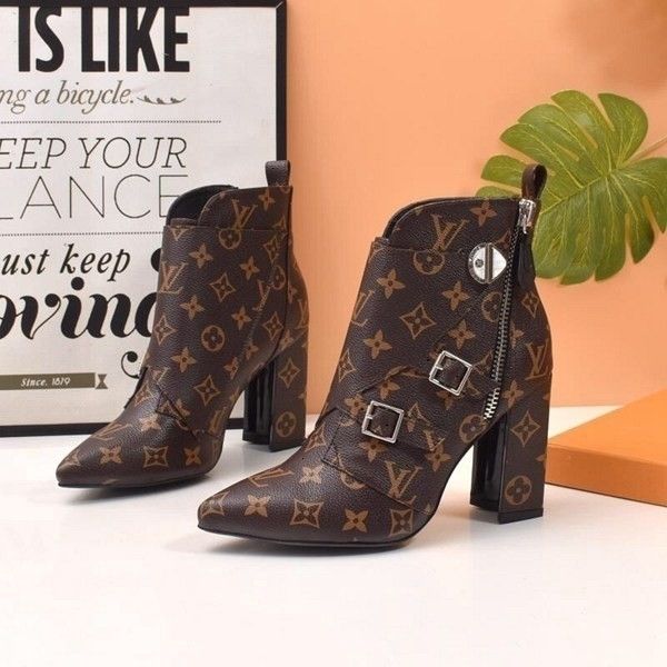 trendy boots for winter 2018