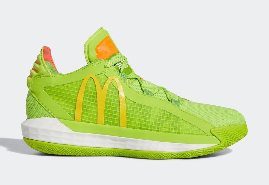 sonic tennis shoes