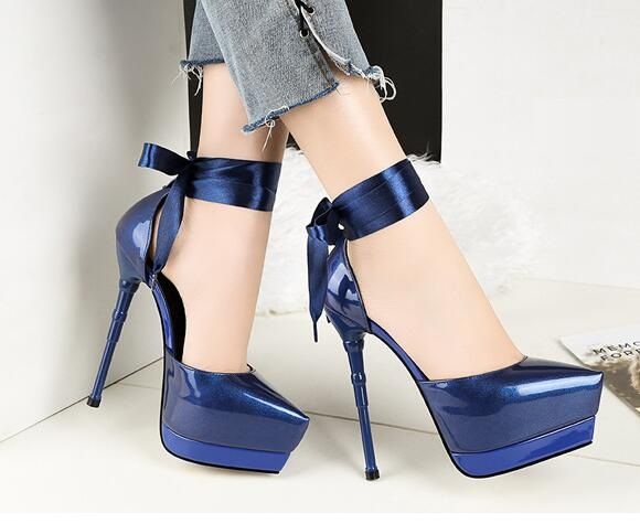 zapatos de tacon de moda