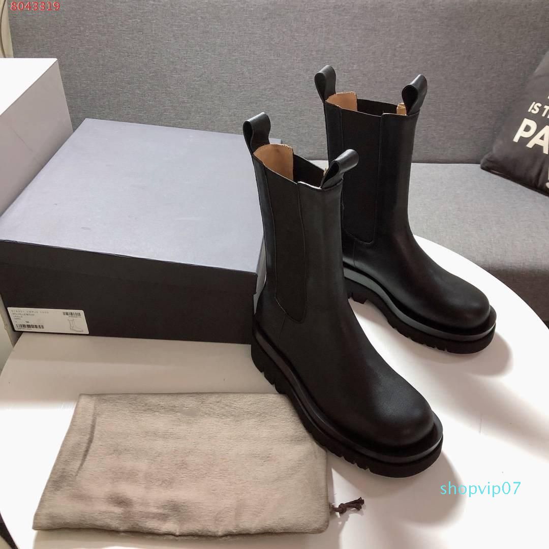 elasticated calf boots