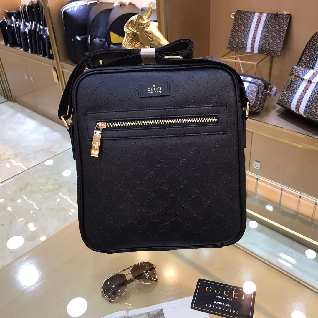 mosaic luggage company