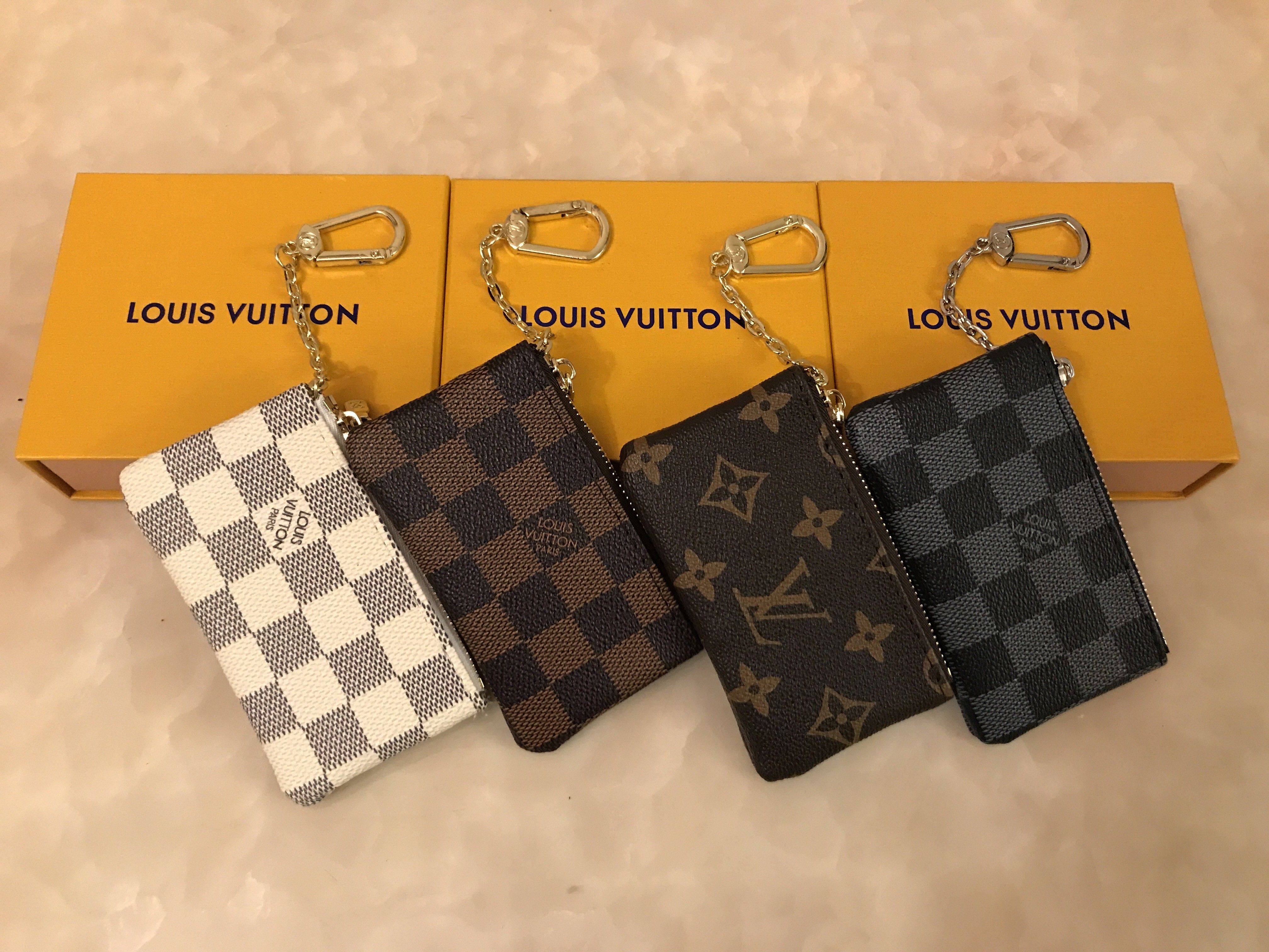 lv men small bolsa