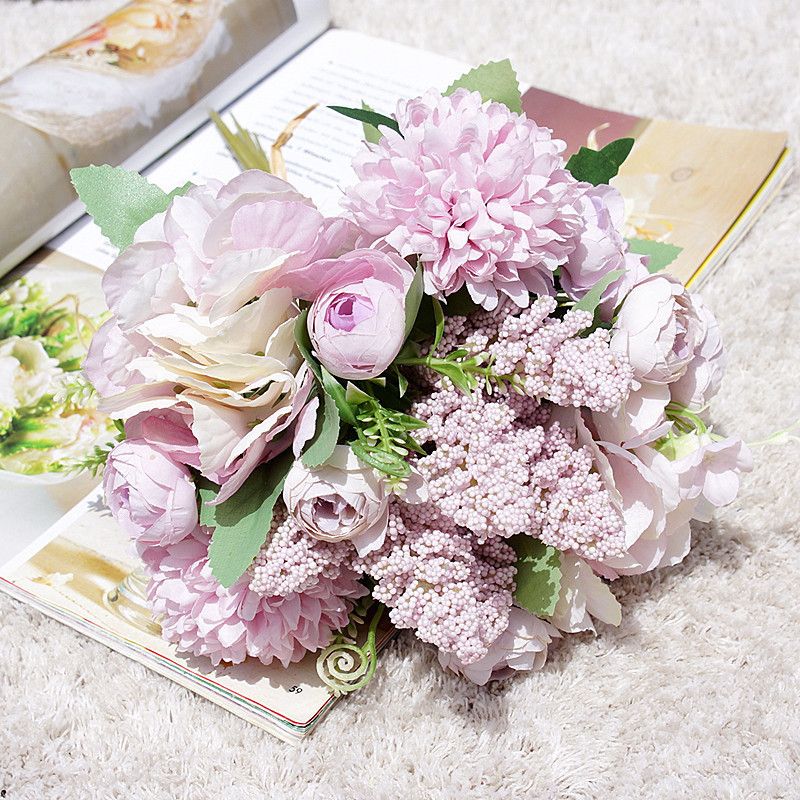 2019 Luxury Handmade Hydrangea Vanilla Tea Rose Bouquet Artificial