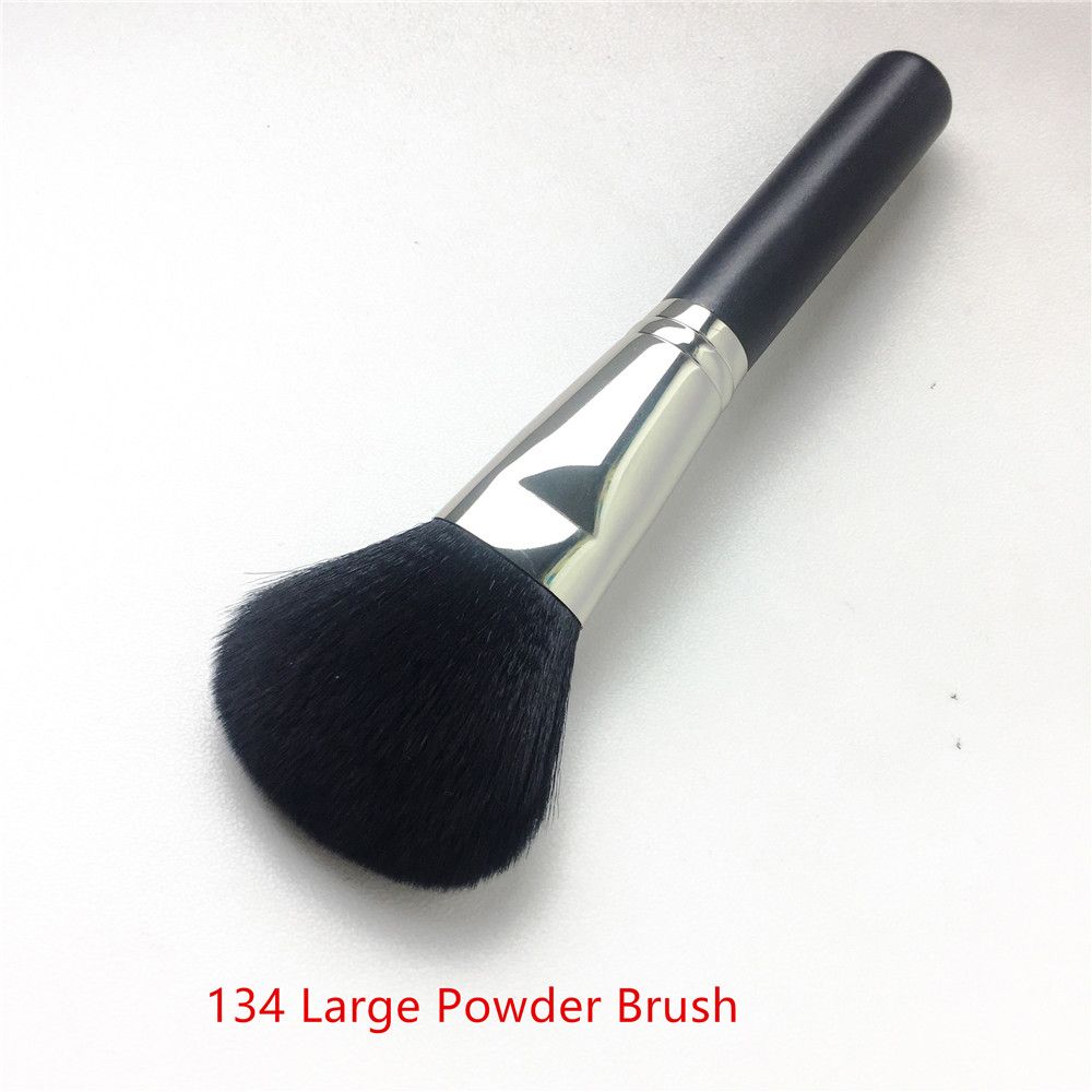 M134 LARGE POWDER BRUSH Synthetic Hair For Loose & Compact Powders