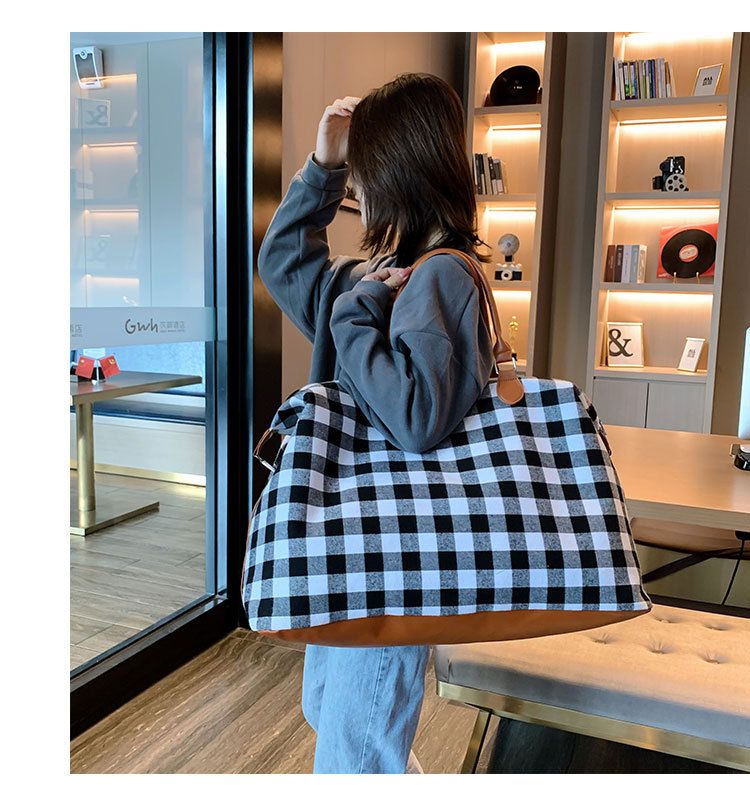 blue plaid bolsa