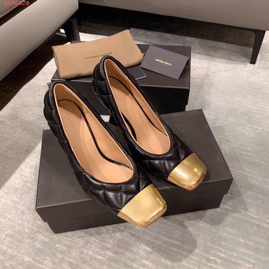 metal toe cap heels