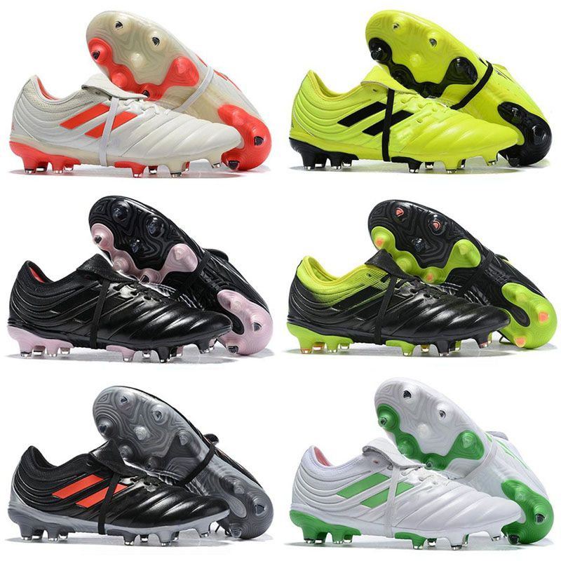 scarpe chiodate calcio