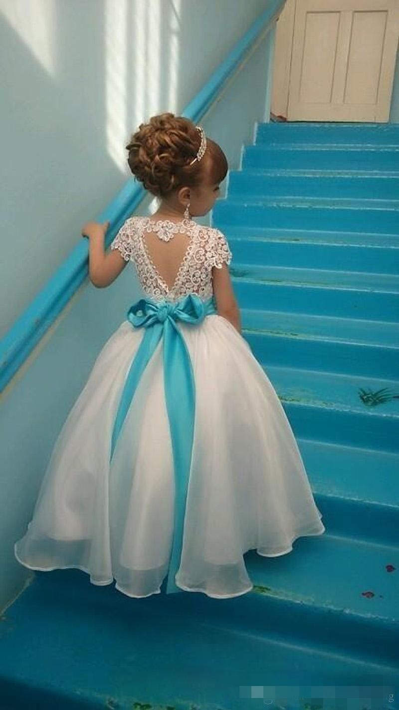 2019 White Flower Girls' Dresses with Light Blue Bow Organza Jewel Neck  Short Sleeves Lace Applique Illusion Back Princess Pageant Gown