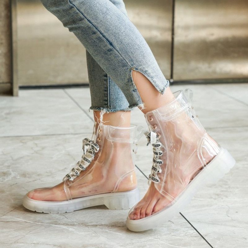 comfortable ladies boots