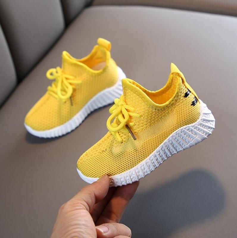 white soft bottom baby shoes