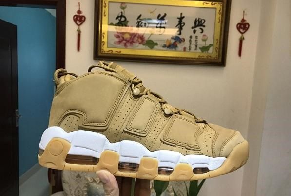 nike uptempo 9.5
