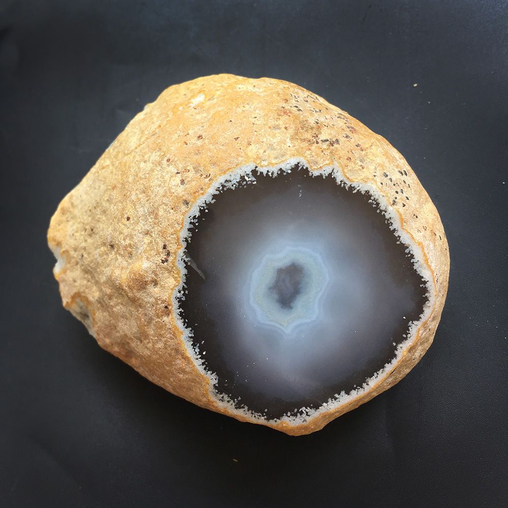 Natural Agate Water Inside Quartz Crystal Water Gallbladder Mineral