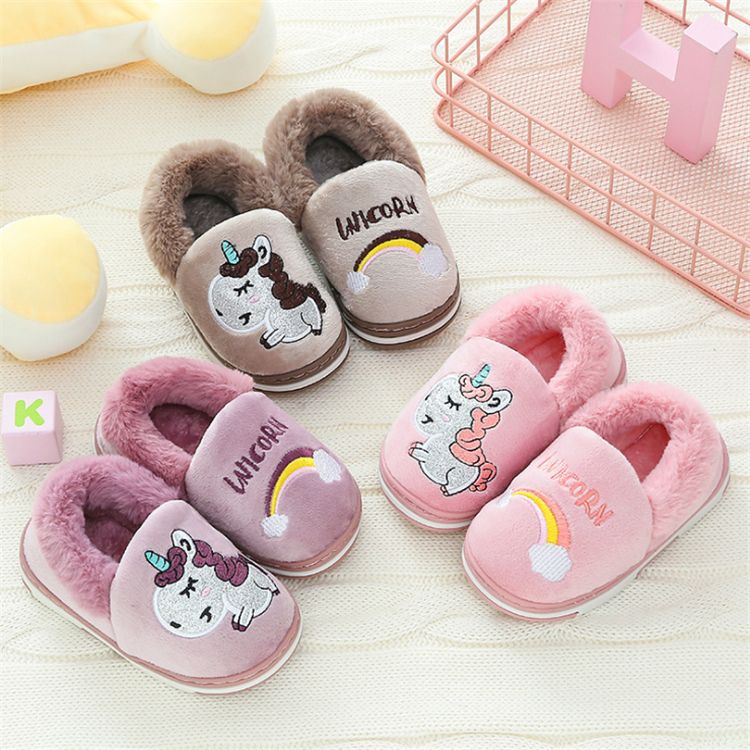 baby girl fur slides