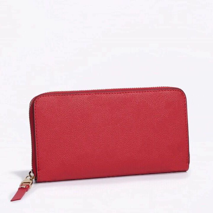 Red long wallet