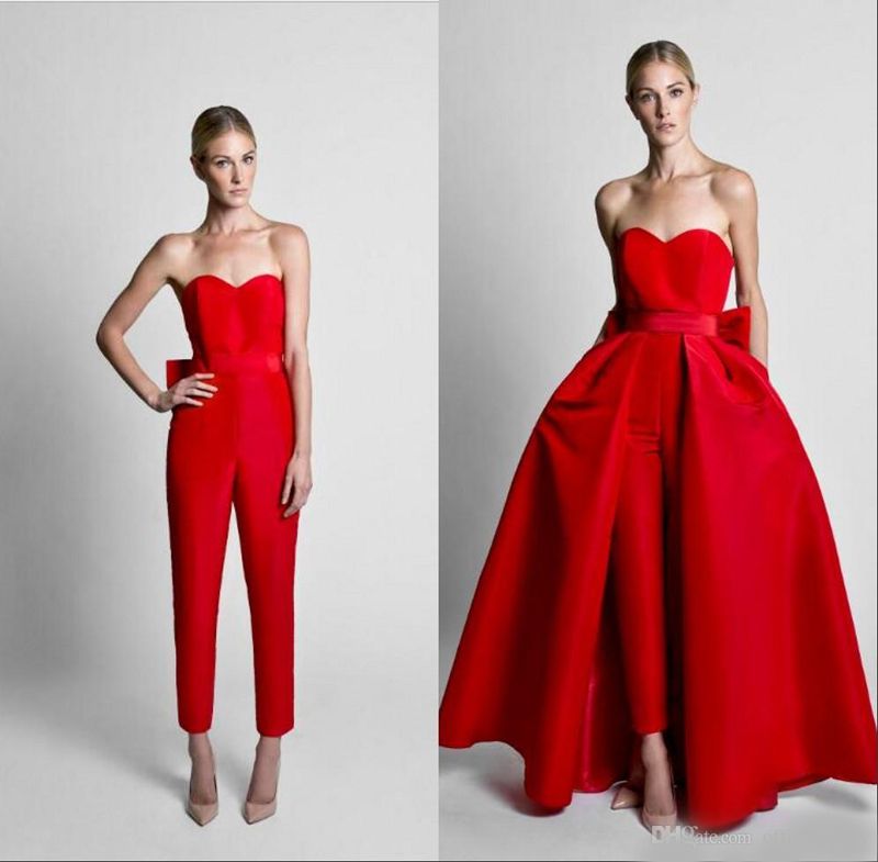 70 vestidos de novia con pantalón: ¡para mujeres con carácter!
