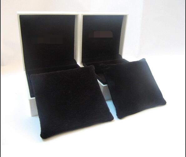 9x9x4 bracelet box with logo