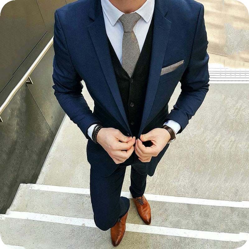 Compra Navy Blue Men Traje Para Hombre Trajes De Boda Bridegroom Hecho A  Medida Slim Fit Designer Formal Groom TUXEDO Blazer Best Man Hombre Trajes  De Prom Perder Hommes Barato | Entrega