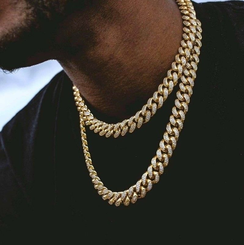 huge gold chain necklace