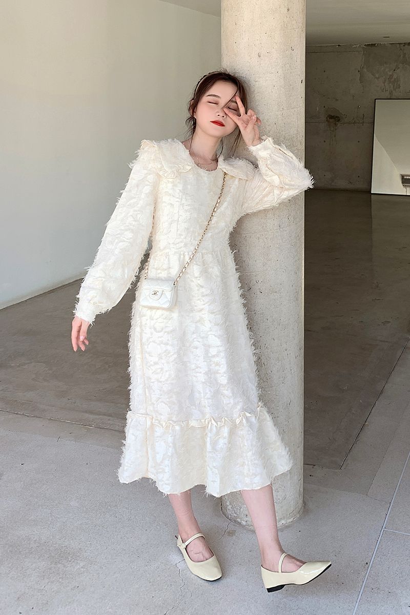 doll collar dress