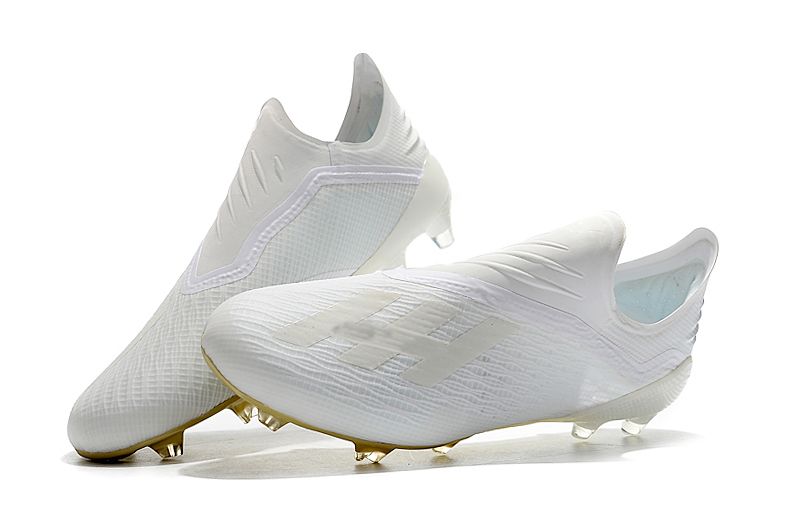 messi laceless boots