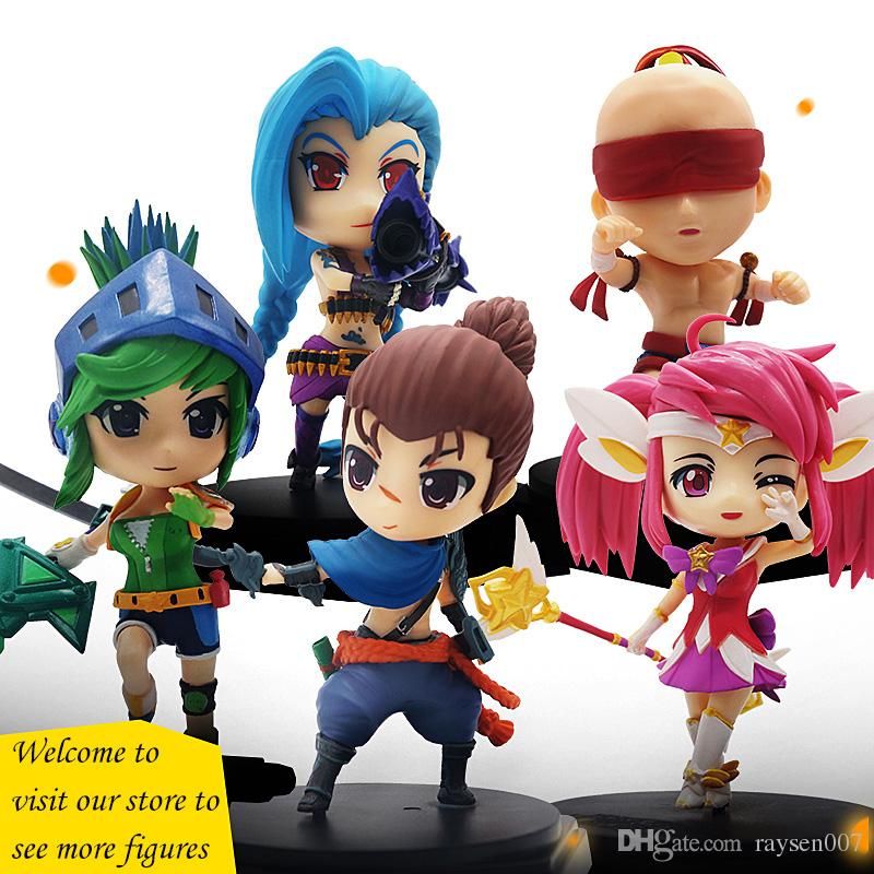 league figurines