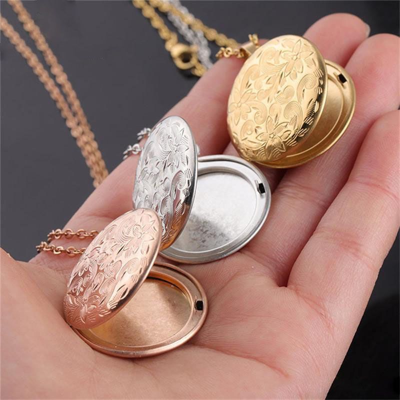 Wholesale Vintage Engraved Flowers Round Necklace Stainless Steel DIY