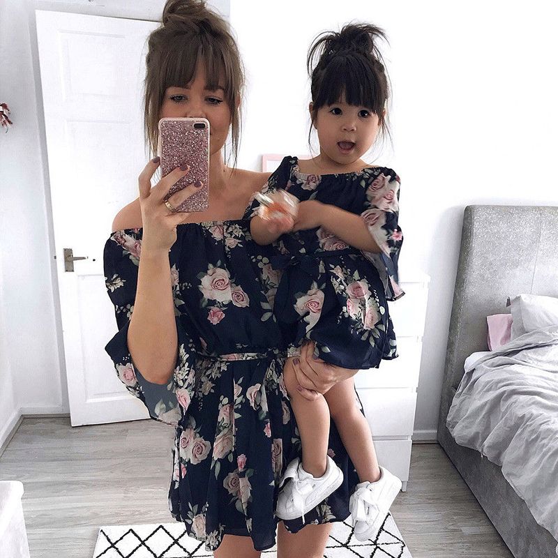 mother daughter matching floral dresses