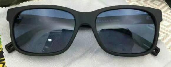 Black Frame Blue Lens