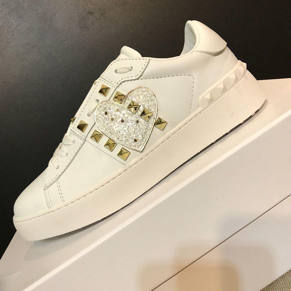 luxury sneakers womens