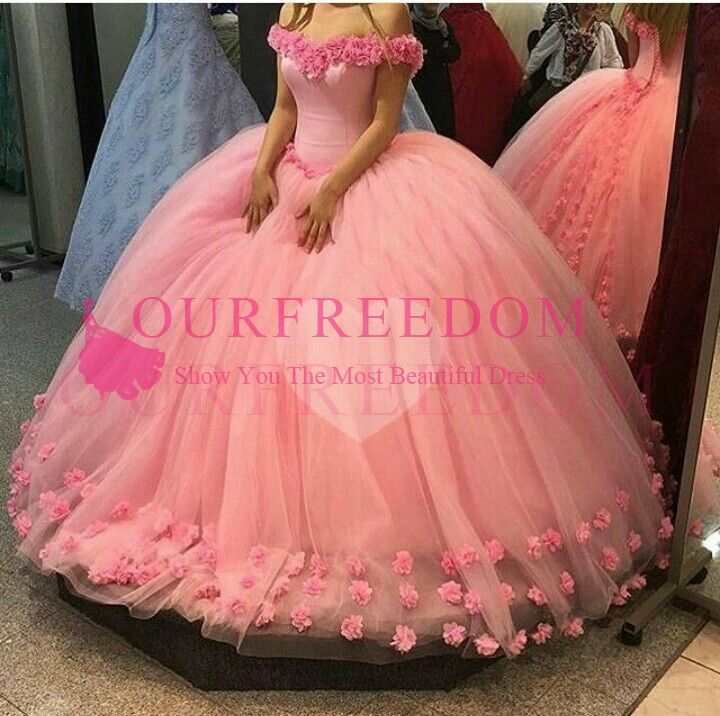 Compra 2020 Nuevos Vestidos De Quinceañera Hinchados De Color Rosa Princesa Cenicienta  Vestido De Fiesta Largo Formal Vestidos Para Ocasiones Formales Capilla  Tren Fuera Del Hombro Flores 3D Barato | Entrega Rápida