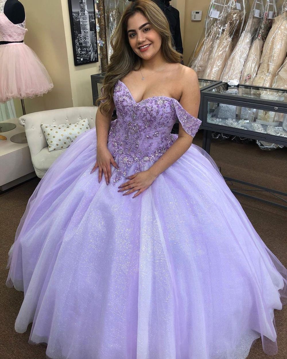 Compra Lila Brillo Off Shoulder Prom Quinceañera Vestidos Vestidos De Bolas  Baratas Con Cuentas De Cristal Aplique Corset Back Sweet 15 Vestido Vestidos  De Festia Barato | Entrega Rápida Y Calidad | Es.Dhgate