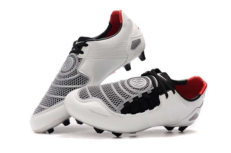 total 90 soccer shoes