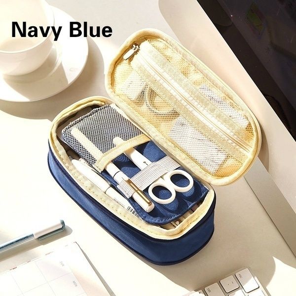 Navy blau