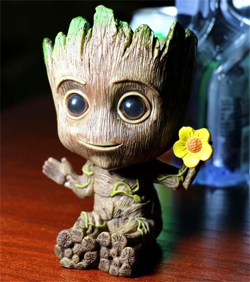 small groot figure