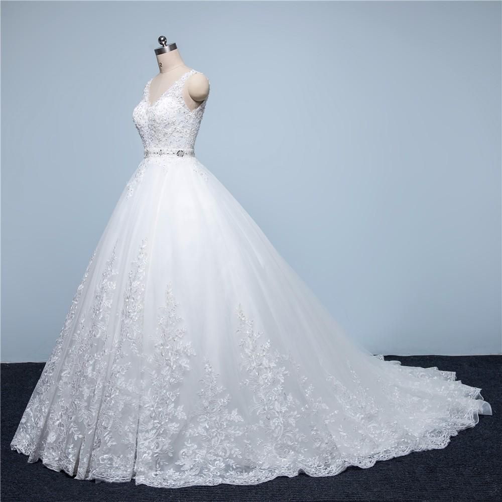 Discount Real Picture Vintage Lace Wedding Dresses 2019 A Line V