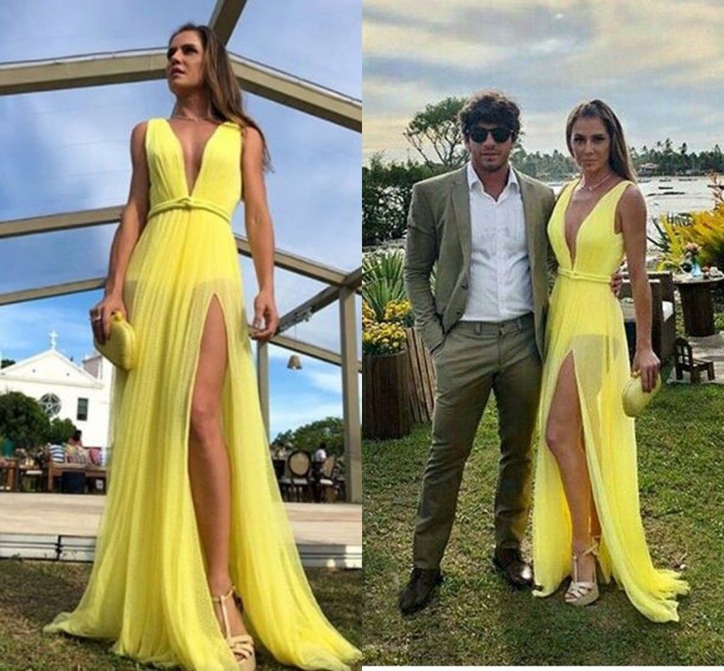 Vestido De Playa Con Abertura Flor Amarilla Vestido De Playa Con Abertura Flor Amarilla