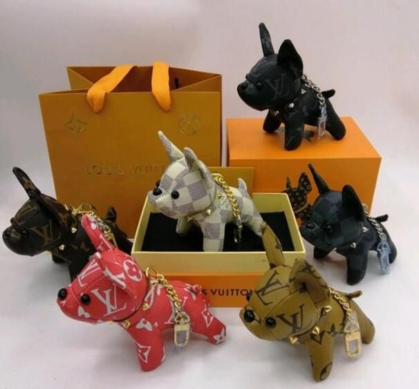 louis vuitton dog keyring