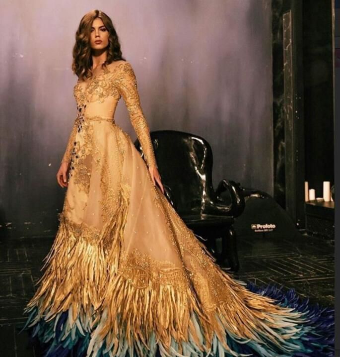 Long dress with feathers Clearance