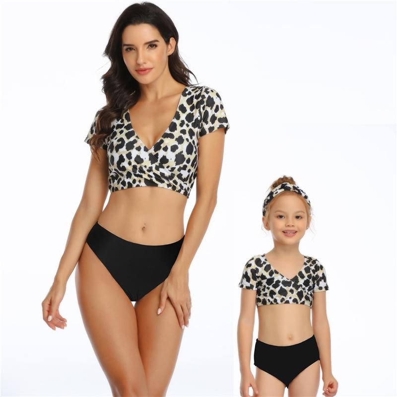 mother and daughter matching bikinis
