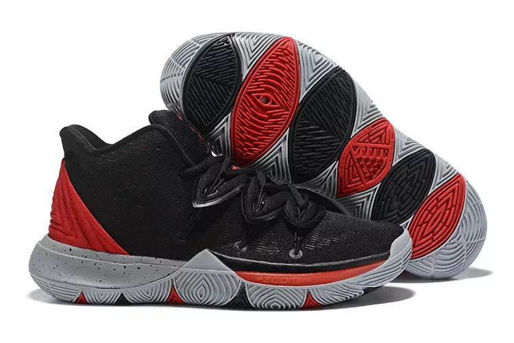 Kyrie 5 Black Magic Outdoor Shoes 