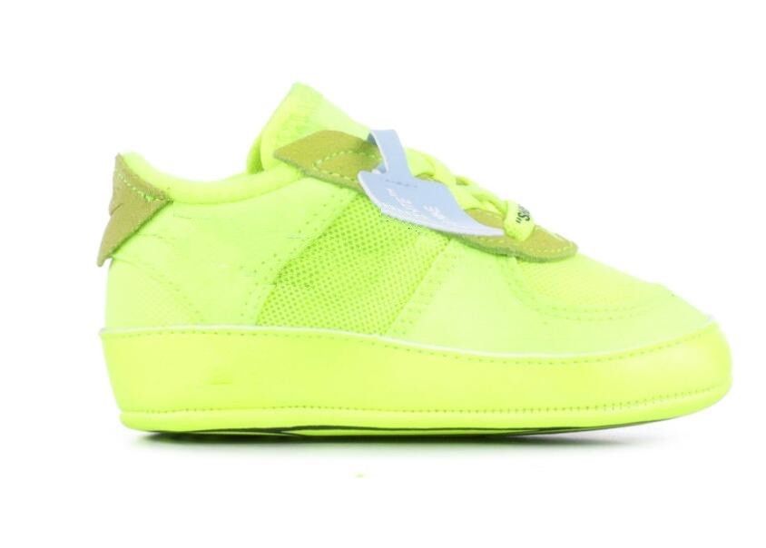 infant football trainers