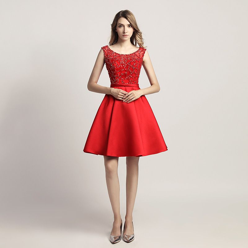 Compra Los Cristales De Las Lentejuelas De Lujo Rojo Blanco Vestidos Perlas  Ilusión Sin Mangas Sobre La Rodilla Partes Mostrar Regreso A Casa Vestido  De Fiesta De Noche Corto Más El Vestido