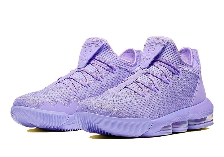 16 Low Atomic Violet Basketball Shoes 
