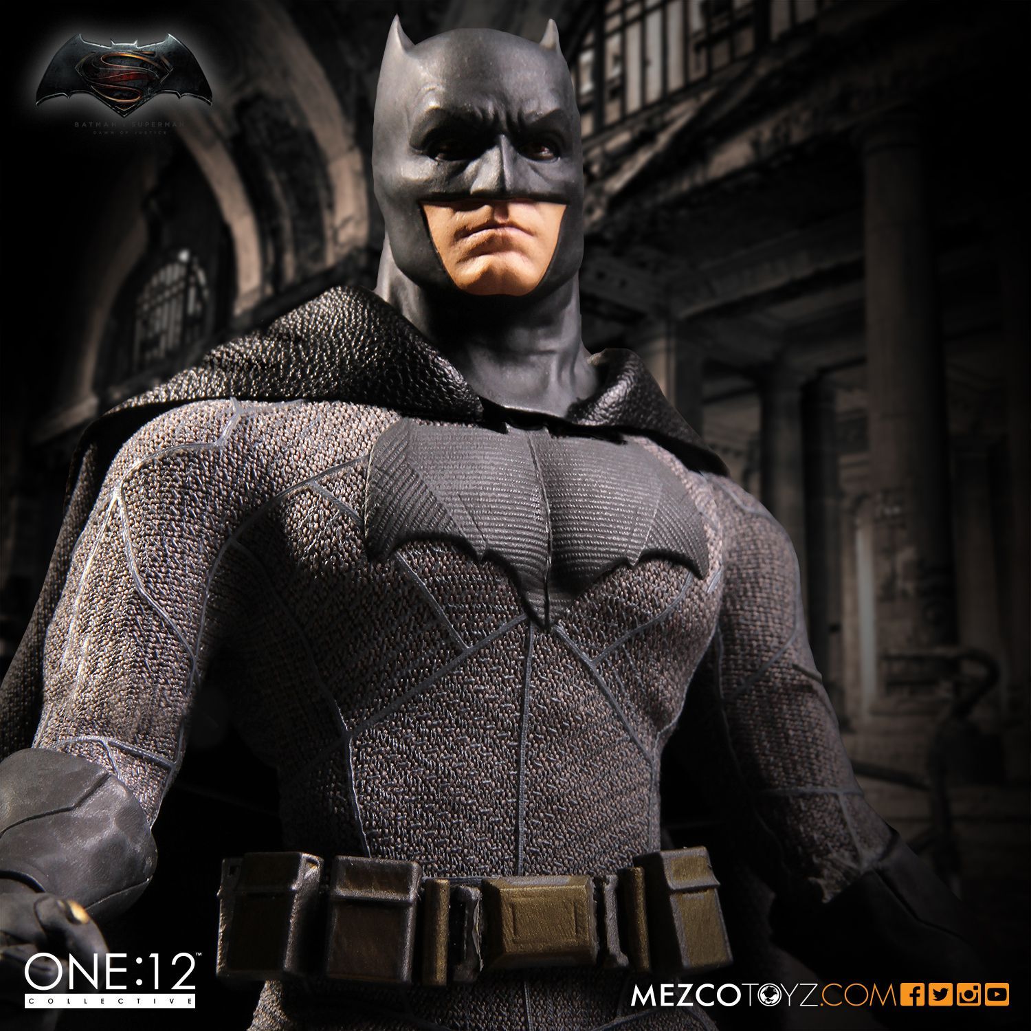 batman mezco one 12