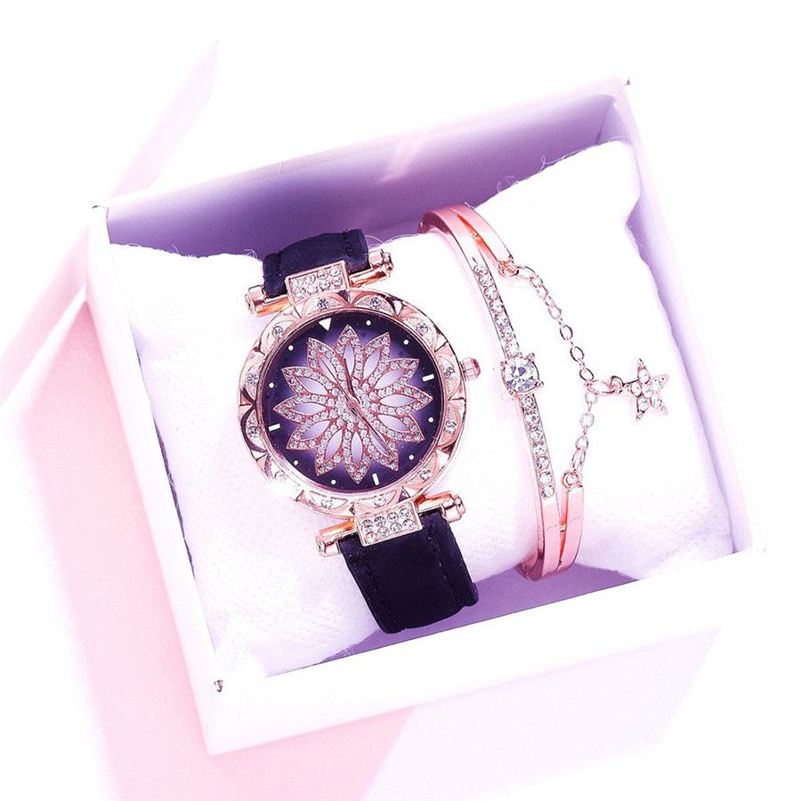 2019 New Ladies Bracelet Watch Set Fashion Starry Sky Bracelet Dial Ladies Watch Casual Leather Quartz Clock Relogio Femininoy30 Watches Sales Sale Watch From Onlycloth 27 83 Dhgate Com