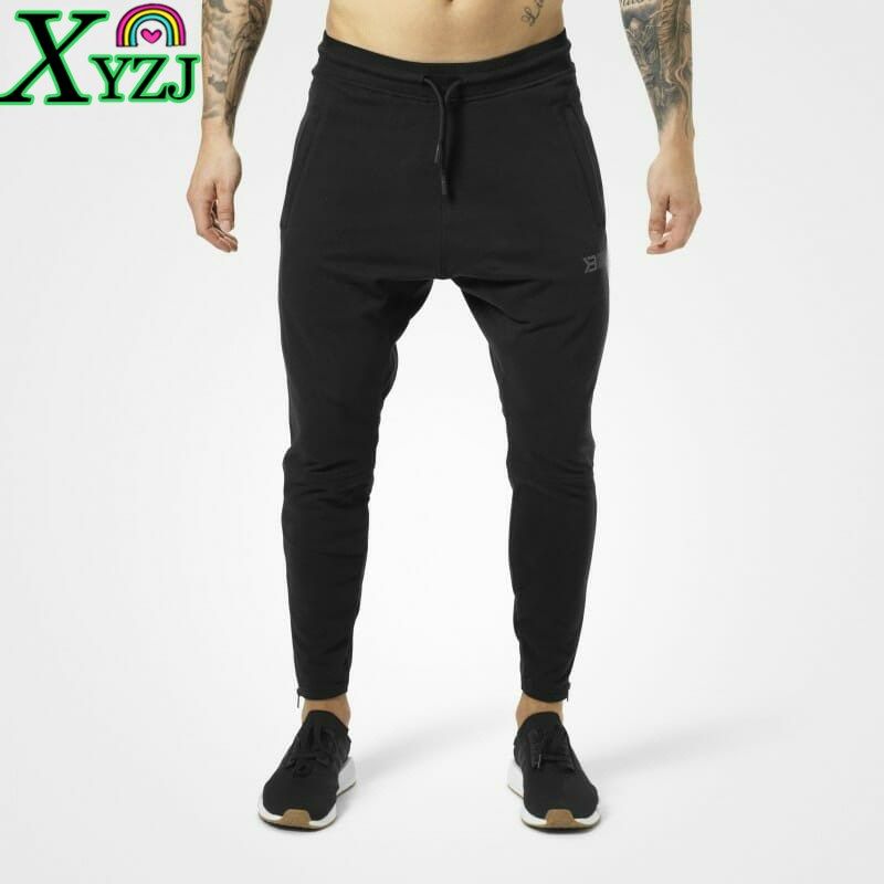 sports joggers