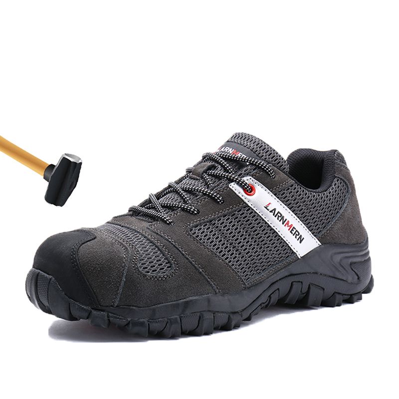 protective work shoes